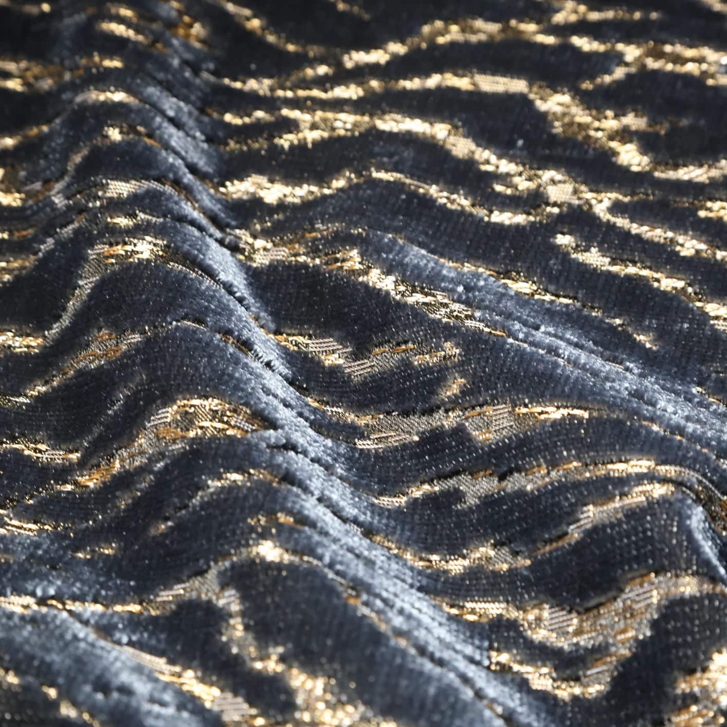 JBL Jacquard Velvet حسب ضرورت ٹائیگر پیٹرن کٹ پائل فیبرک لگژری ہوم ٹیکسٹائل برائے صوفہ